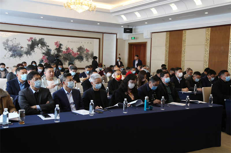 集團(tuán)公司董事長孫涌出席青島市工商聯(lián)十三屆四次常委會(huì)及十三屆五次執(zhí)委會(huì)議(圖1)